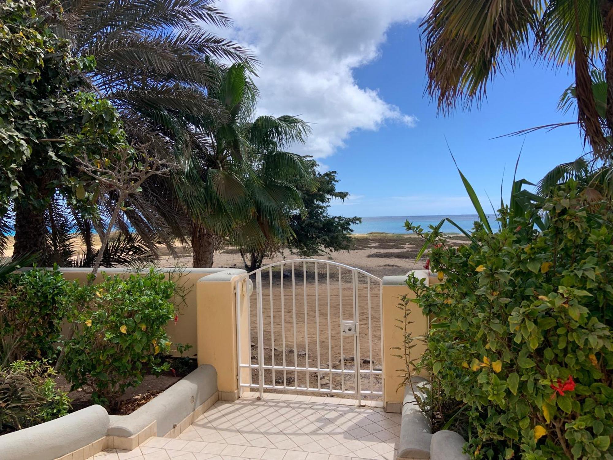 Lovely Beach Front Apartment In Santa María Exterior foto